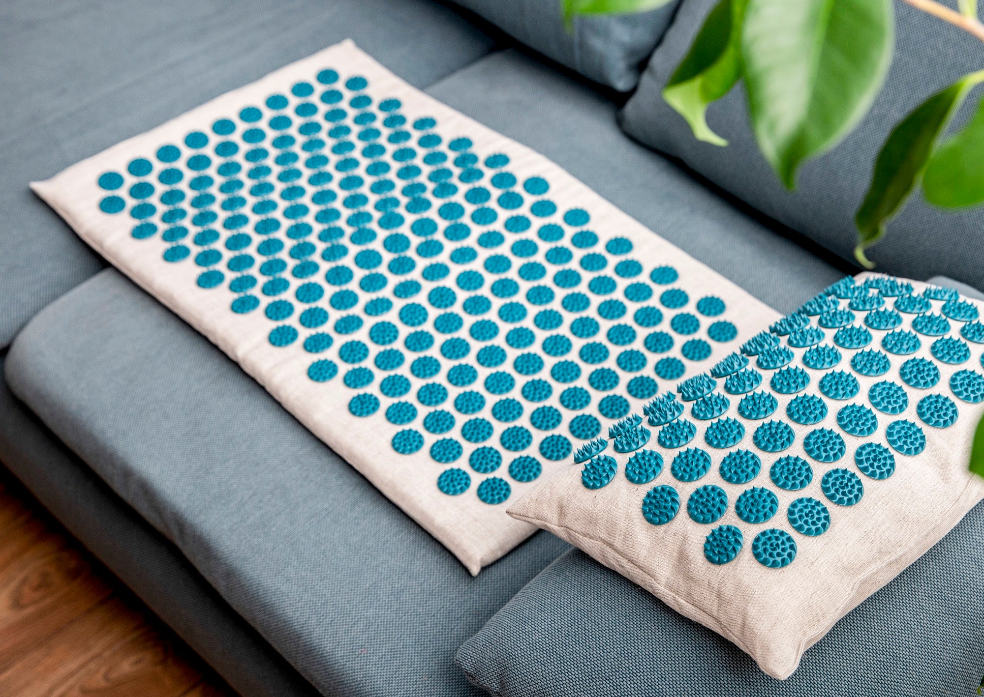 Acupressure Mat and Pillow Set — Back & Neck Pain Relief